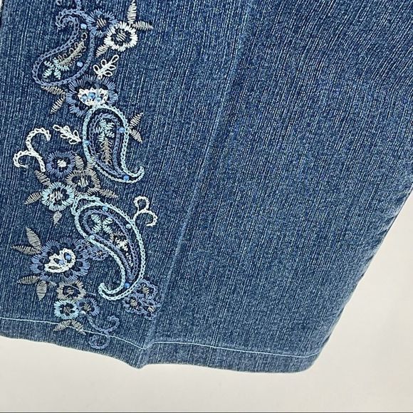 Erica embellished blue crop jeans - Picture 7 of 14